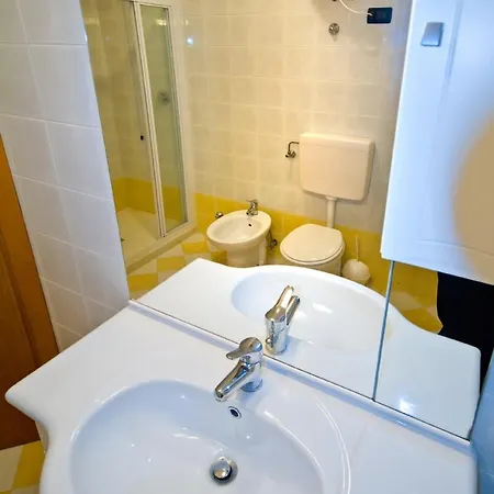 Condominio Bristol Apartmán *